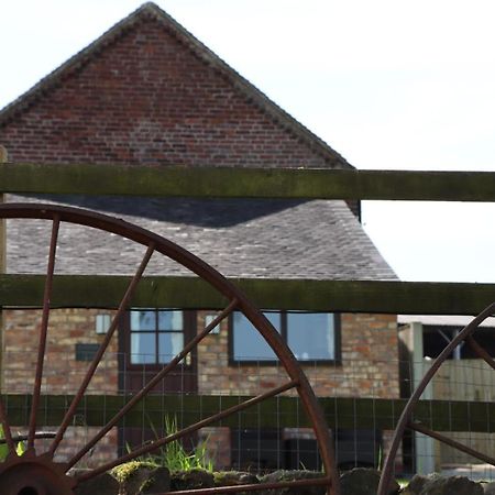 Malthouse Farm Cottage Studio Dilhorne ภายนอก รูปภาพ